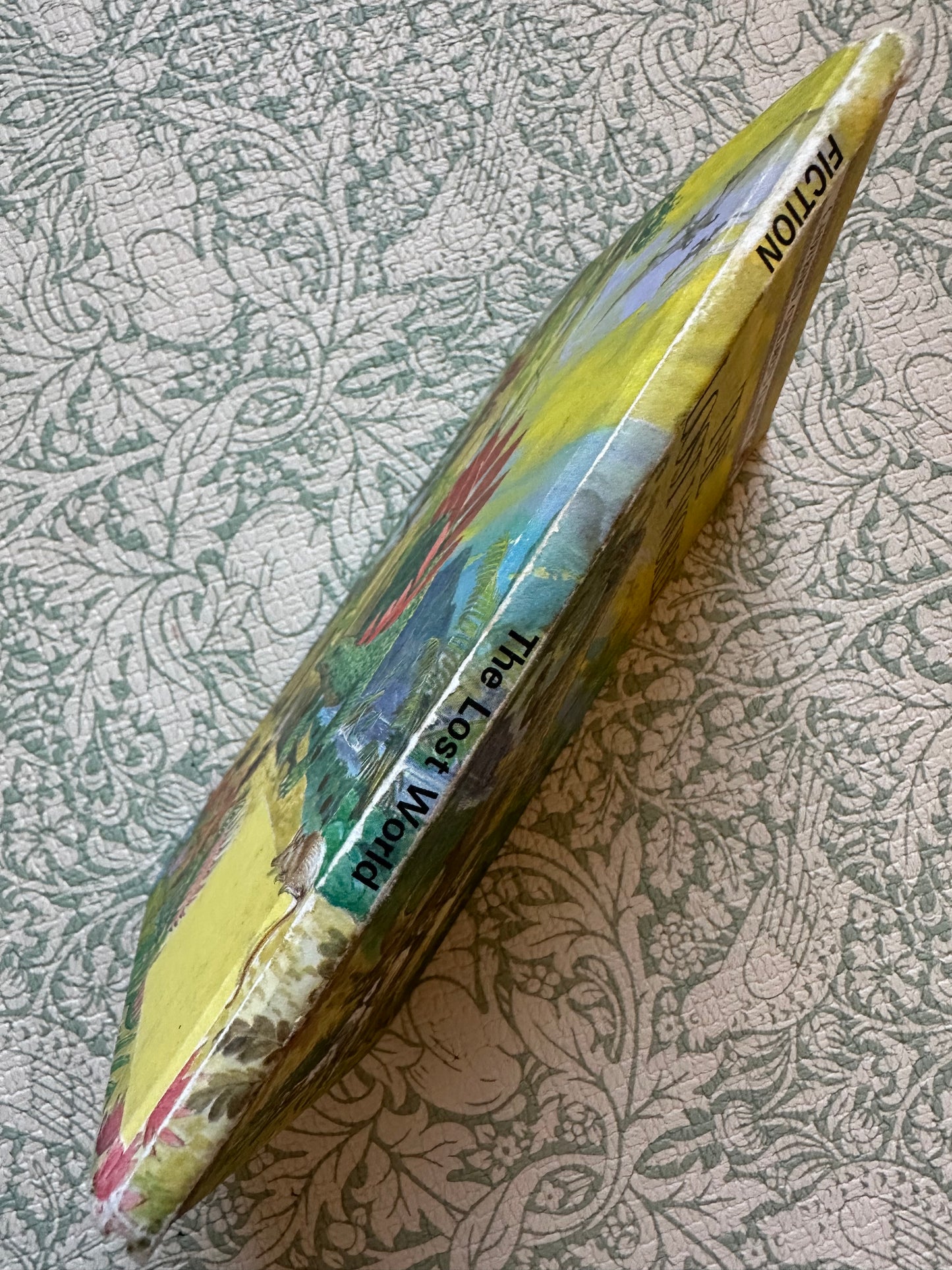 Vintage ‘The Lost World’ Ladybird book