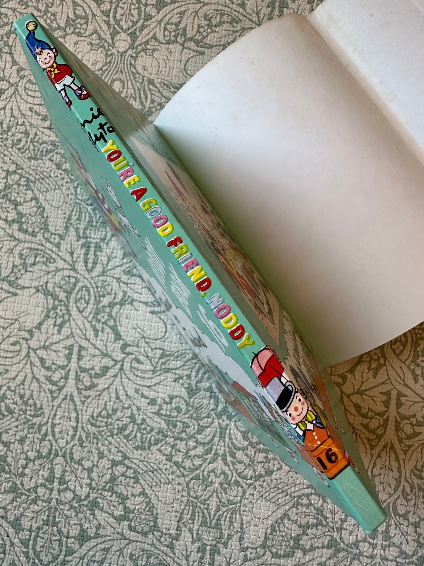 Vintage ‘You’re a Good Friend Noddy!’ Book