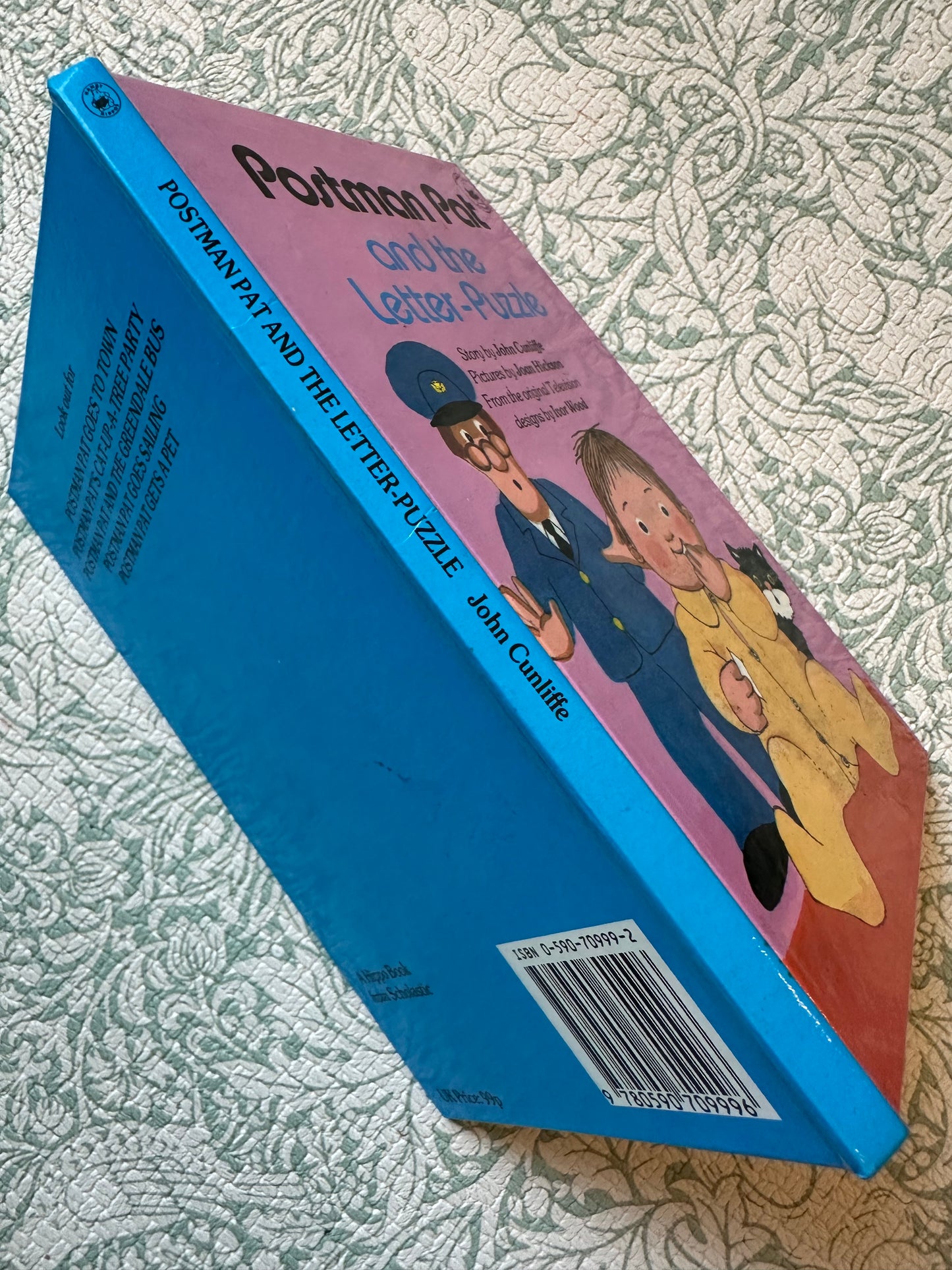 Vintage ‘Postman Pat and the Letter-Puzzle’ book