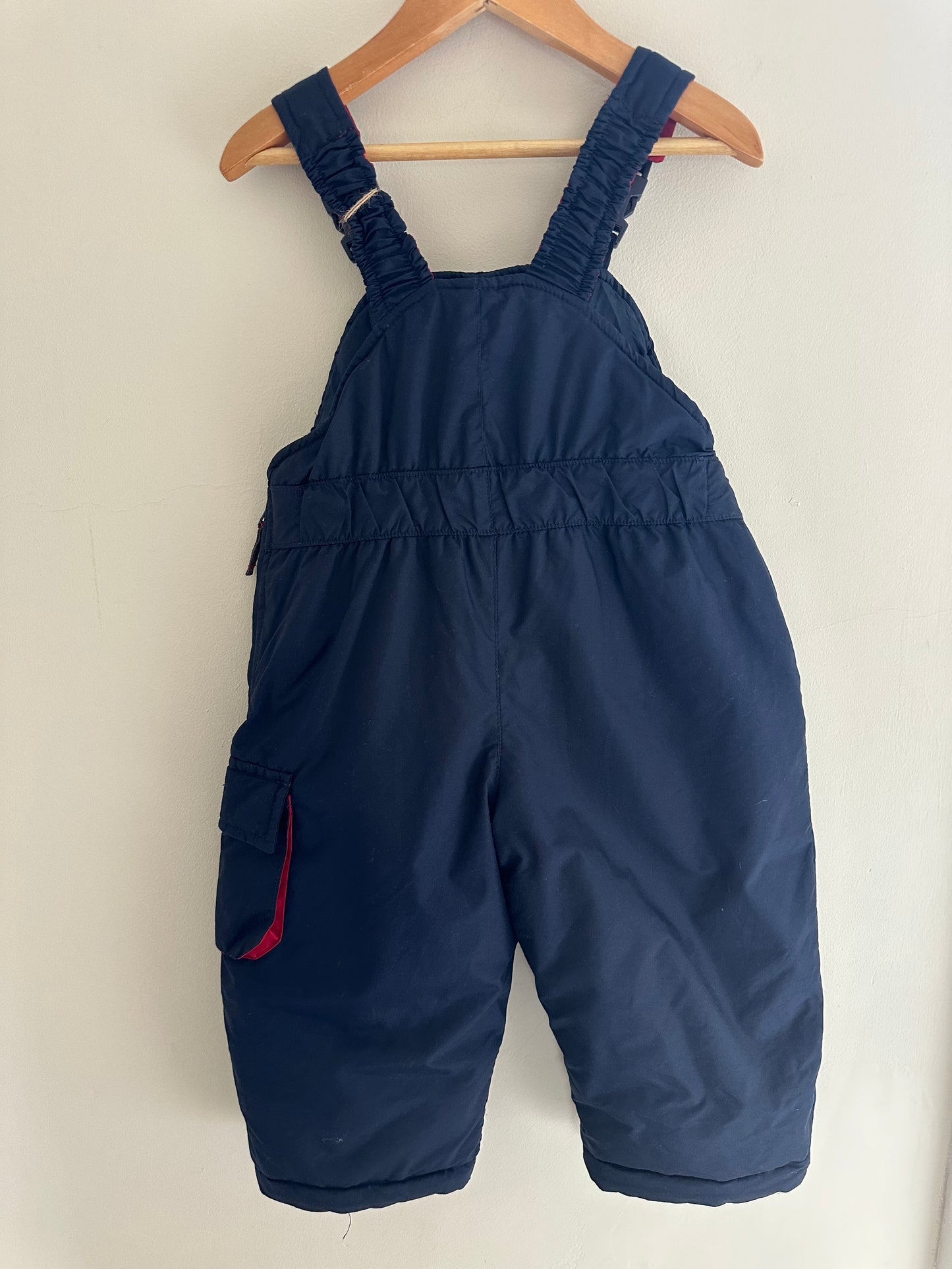 Oshkosh salopettes 24 months