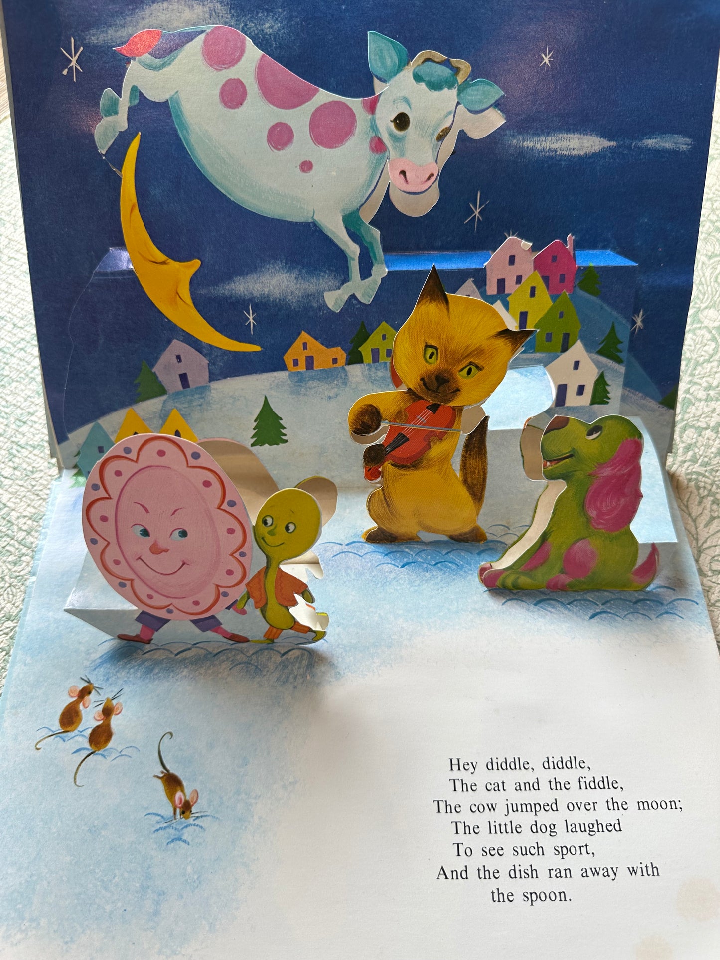 Vintage ‘Mother Goose’ pop up book