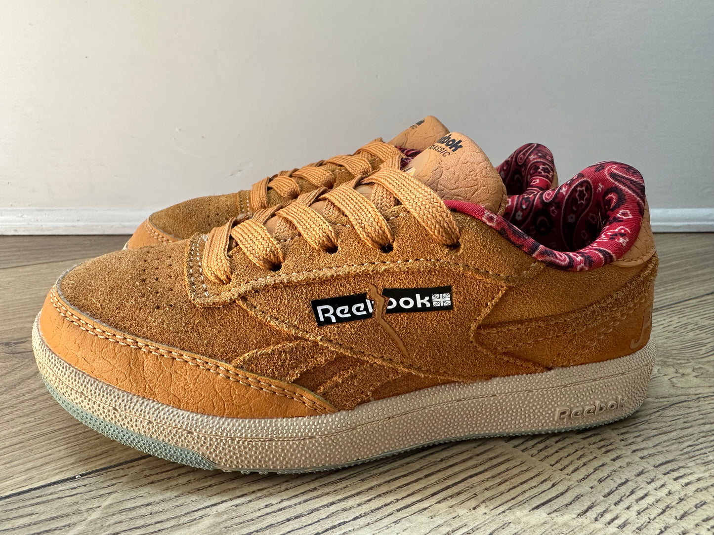 Reebok x Jurassic Park trainers UK 11 (kids)