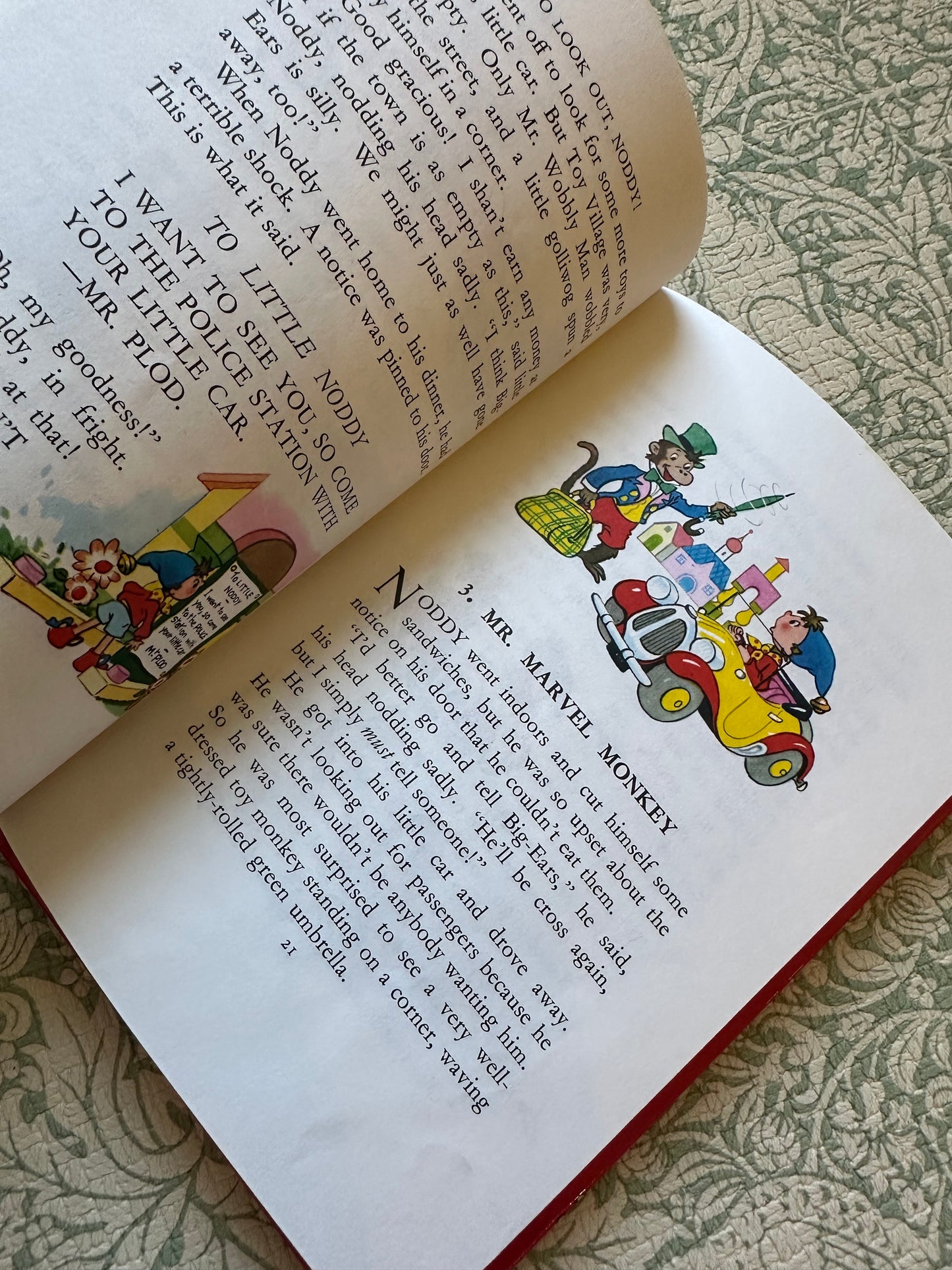 Vintage ‘Do Look Out Noddy’ book