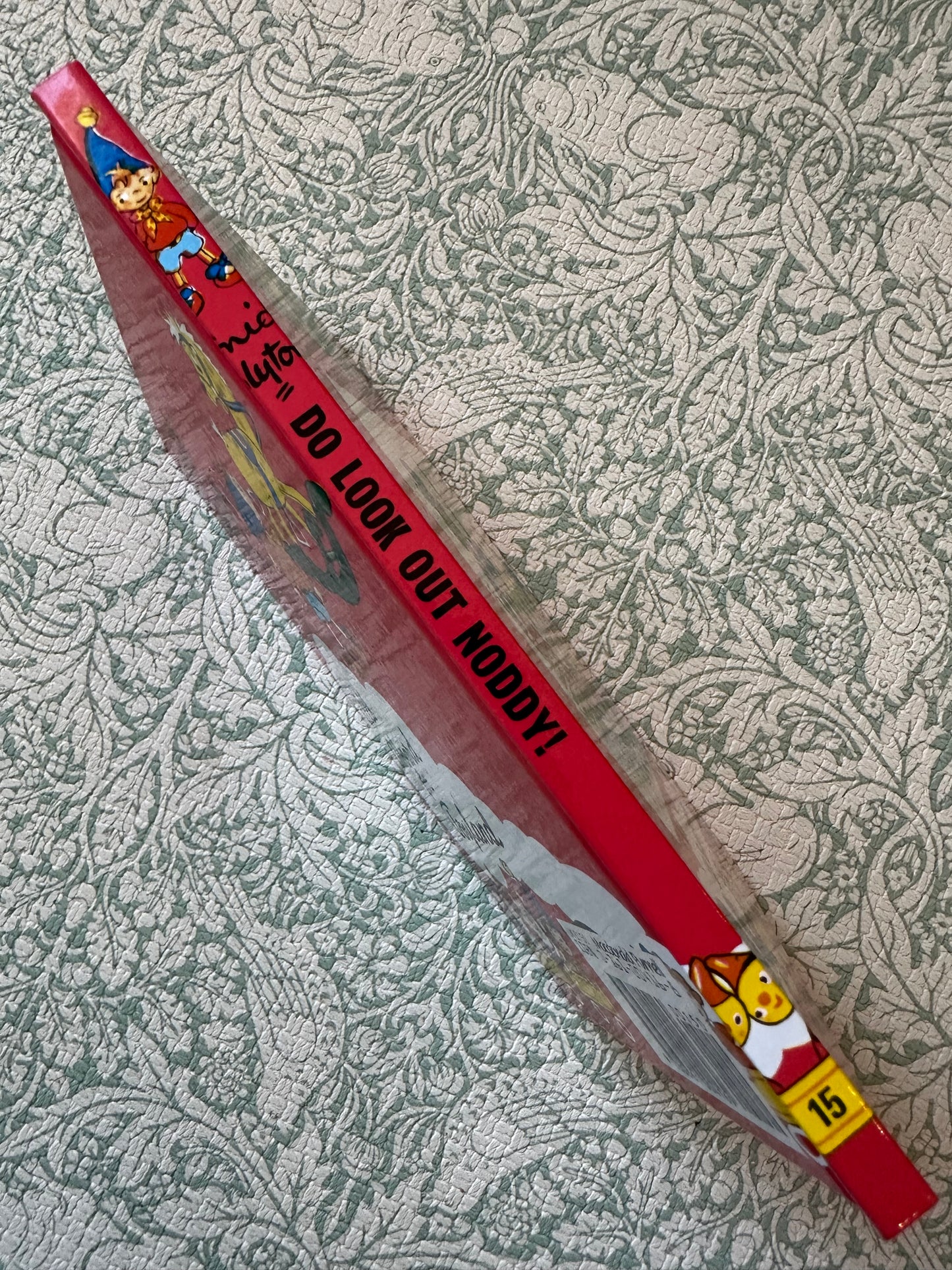 Vintage ‘Do Look Out Noddy’ book