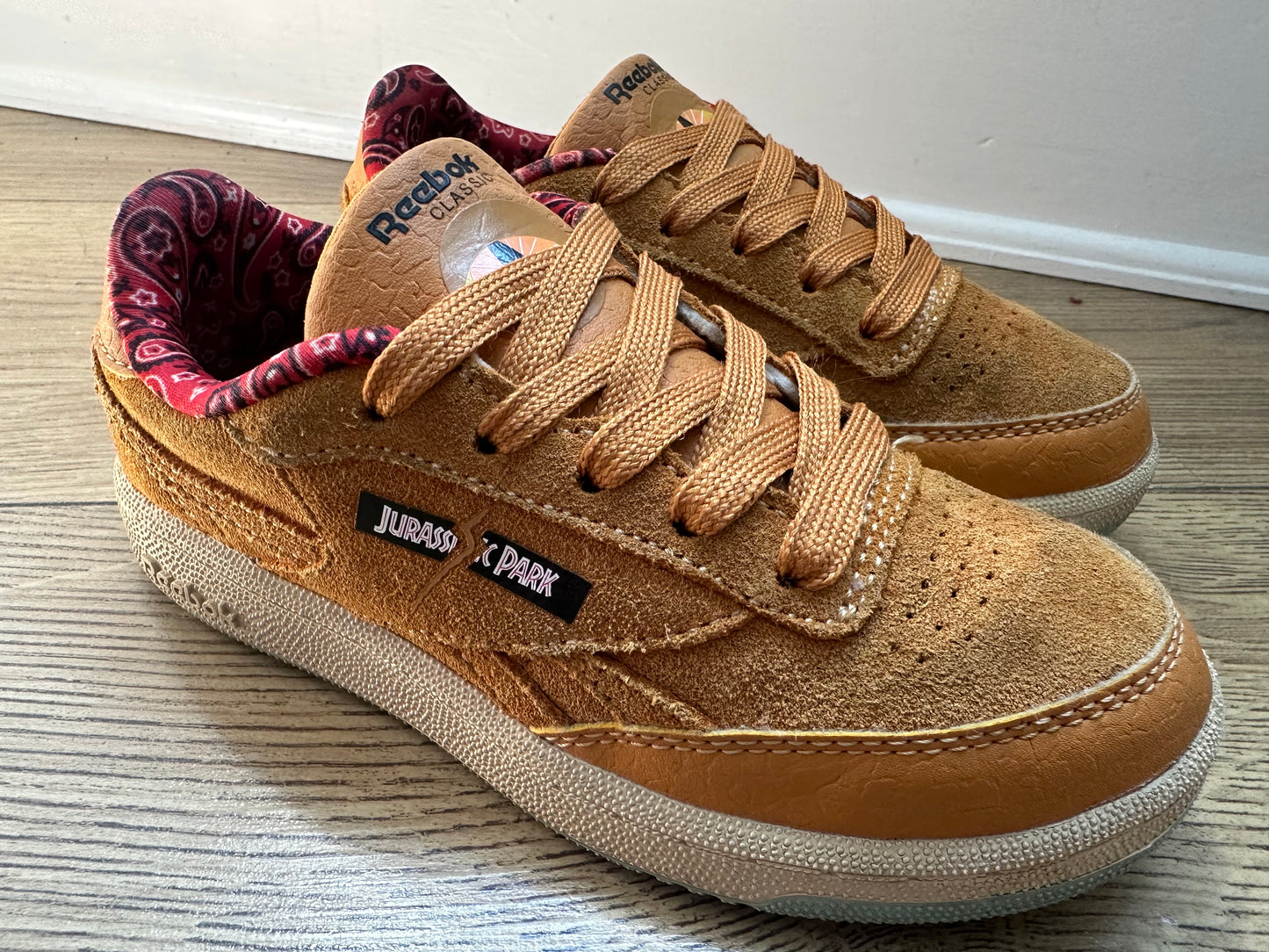 Reebok x Jurassic Park trainers UK 11 (kids)