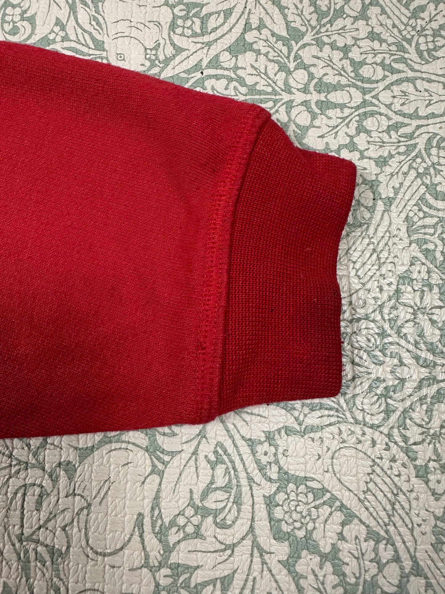 Vintage Reebok sweater 2 years