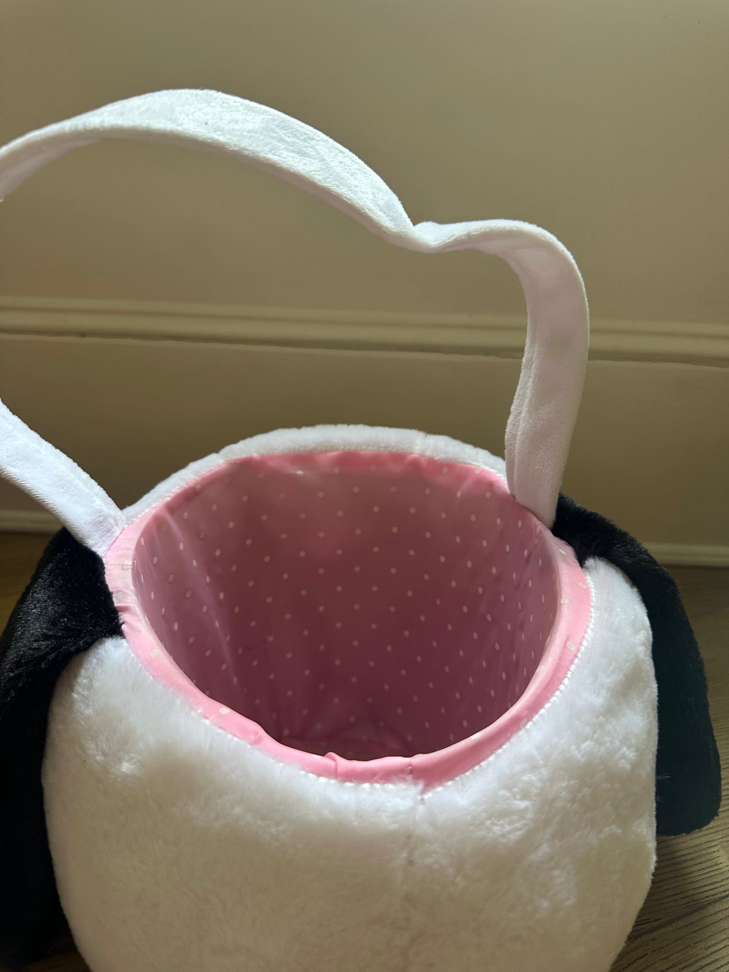 Snoopy Easter basket