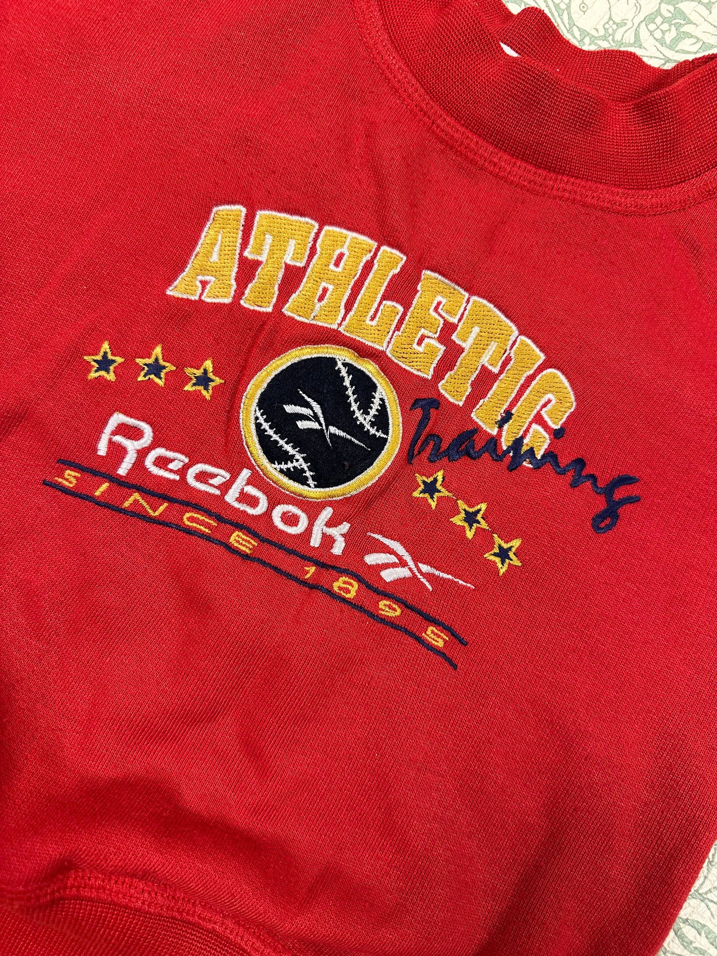 Vintage Reebok sweater 2 years