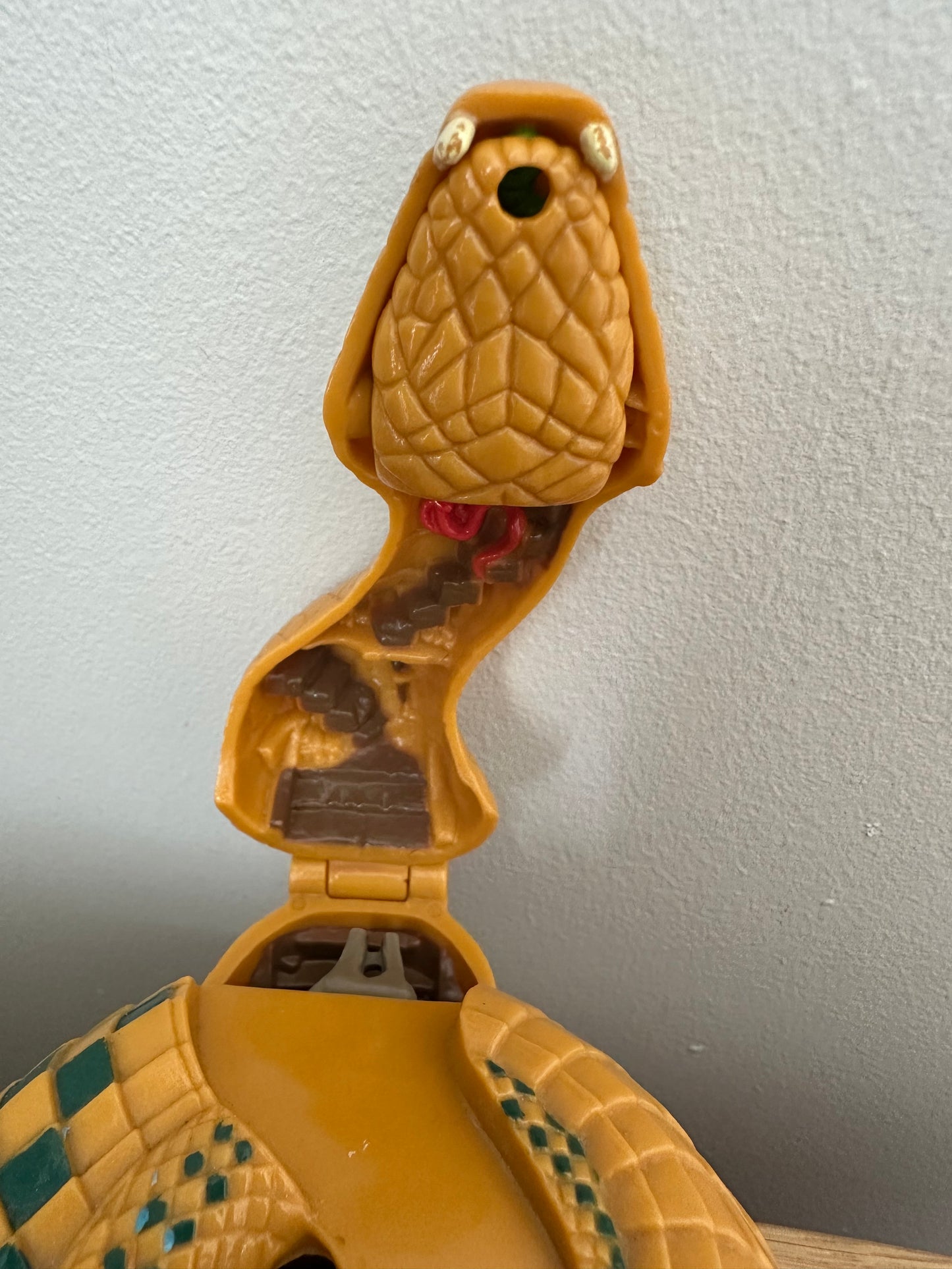 Vintage Mighty Max Doom Zone Temple of Venom snake