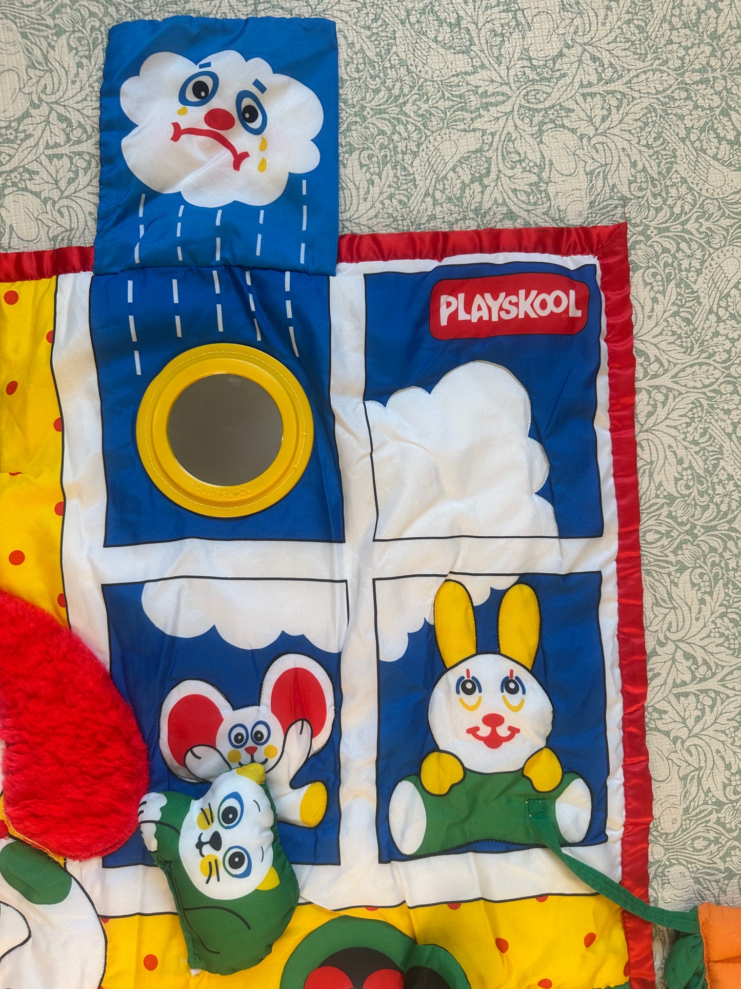 Vintage activity mat