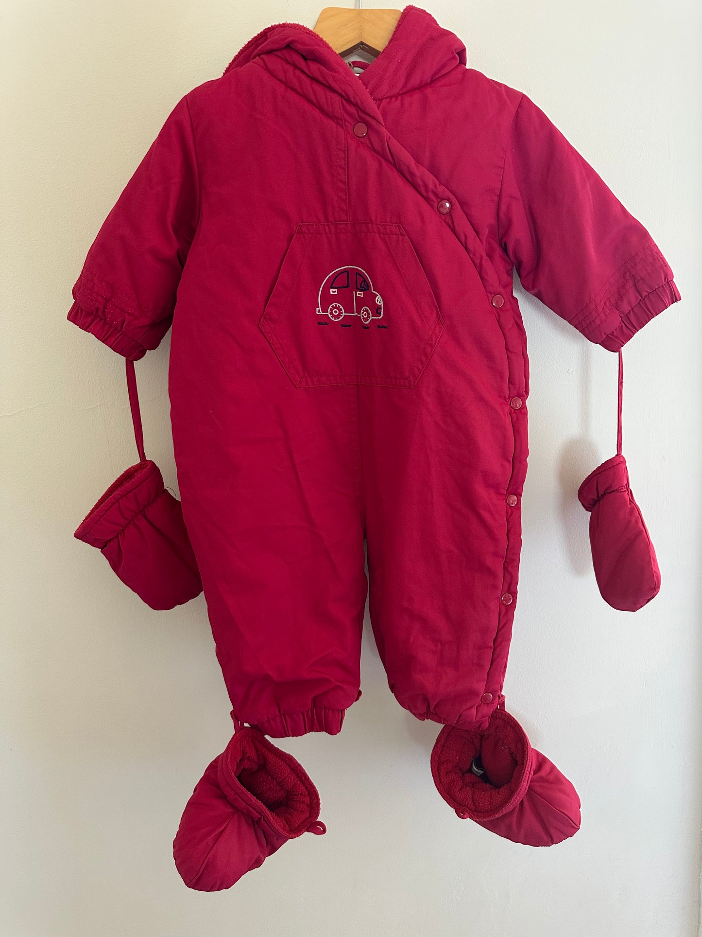 Vintage pram suit 6-9 months