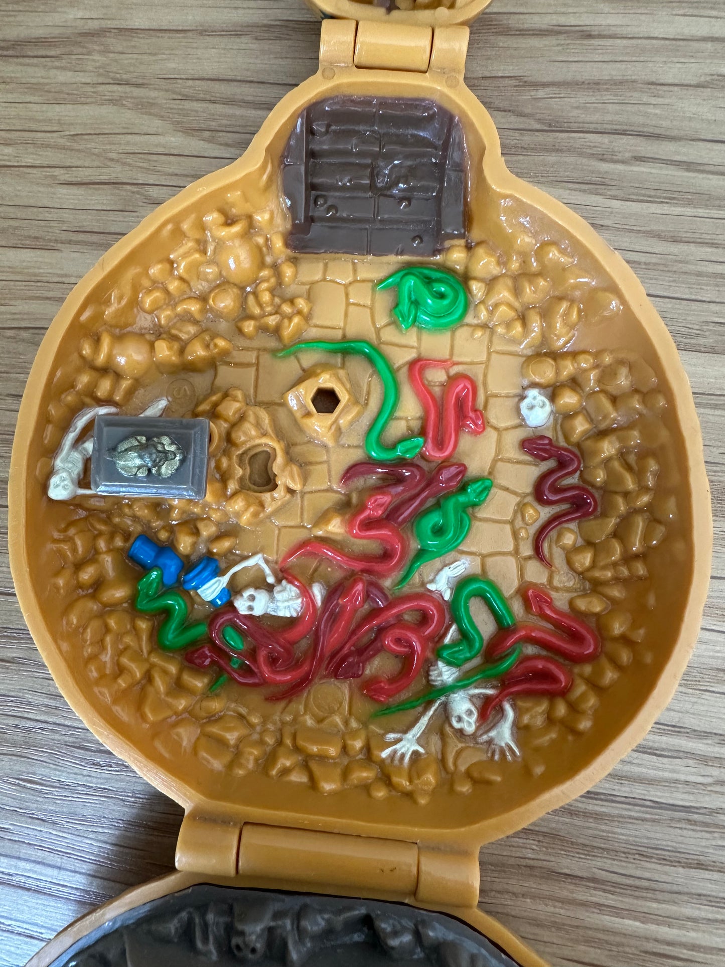 Vintage Mighty Max Doom Zone Temple of Venom snake