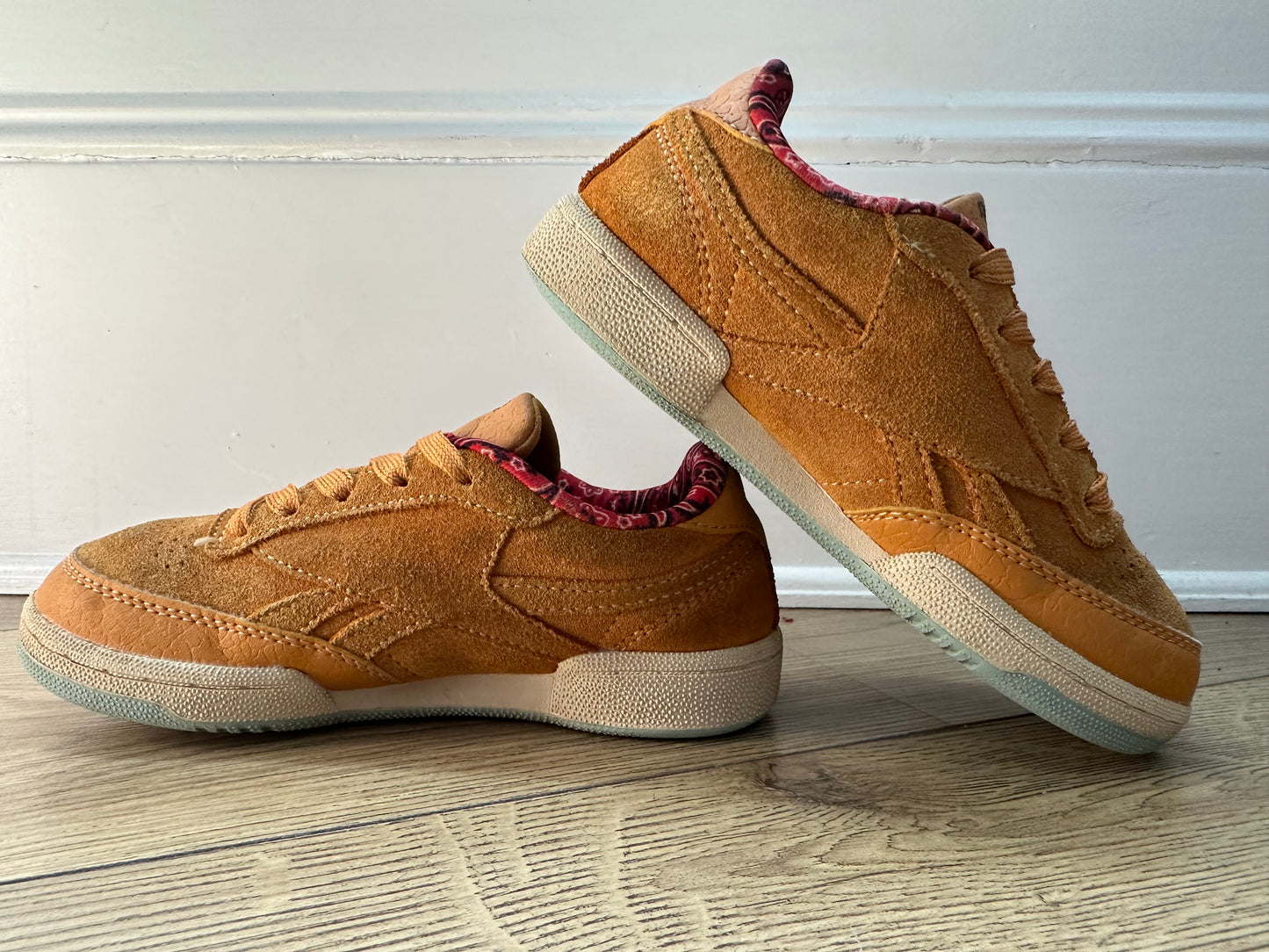 Reebok x Jurassic Park trainers UK 11 (kids)