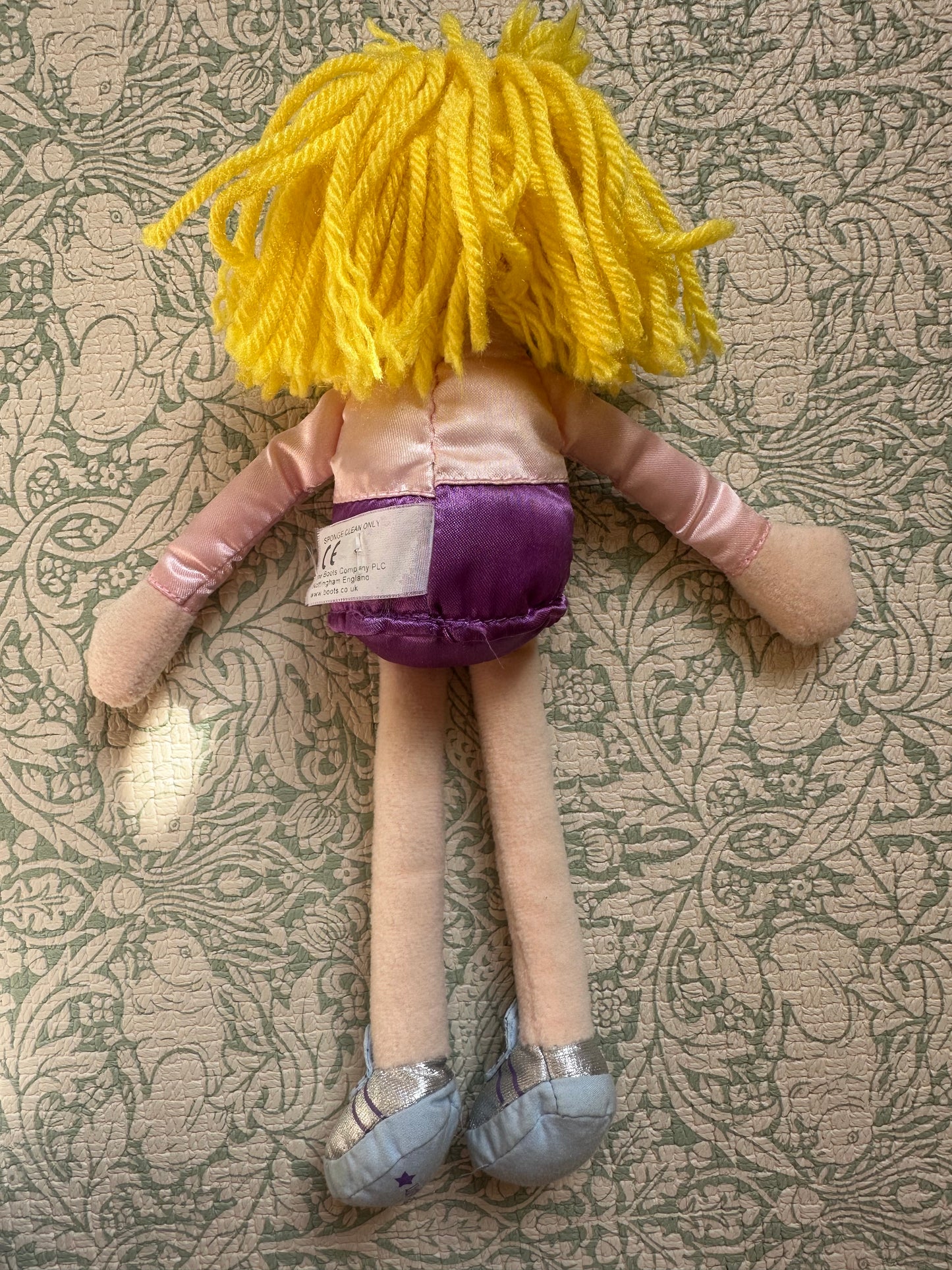 Vintage Glitter Babes doll