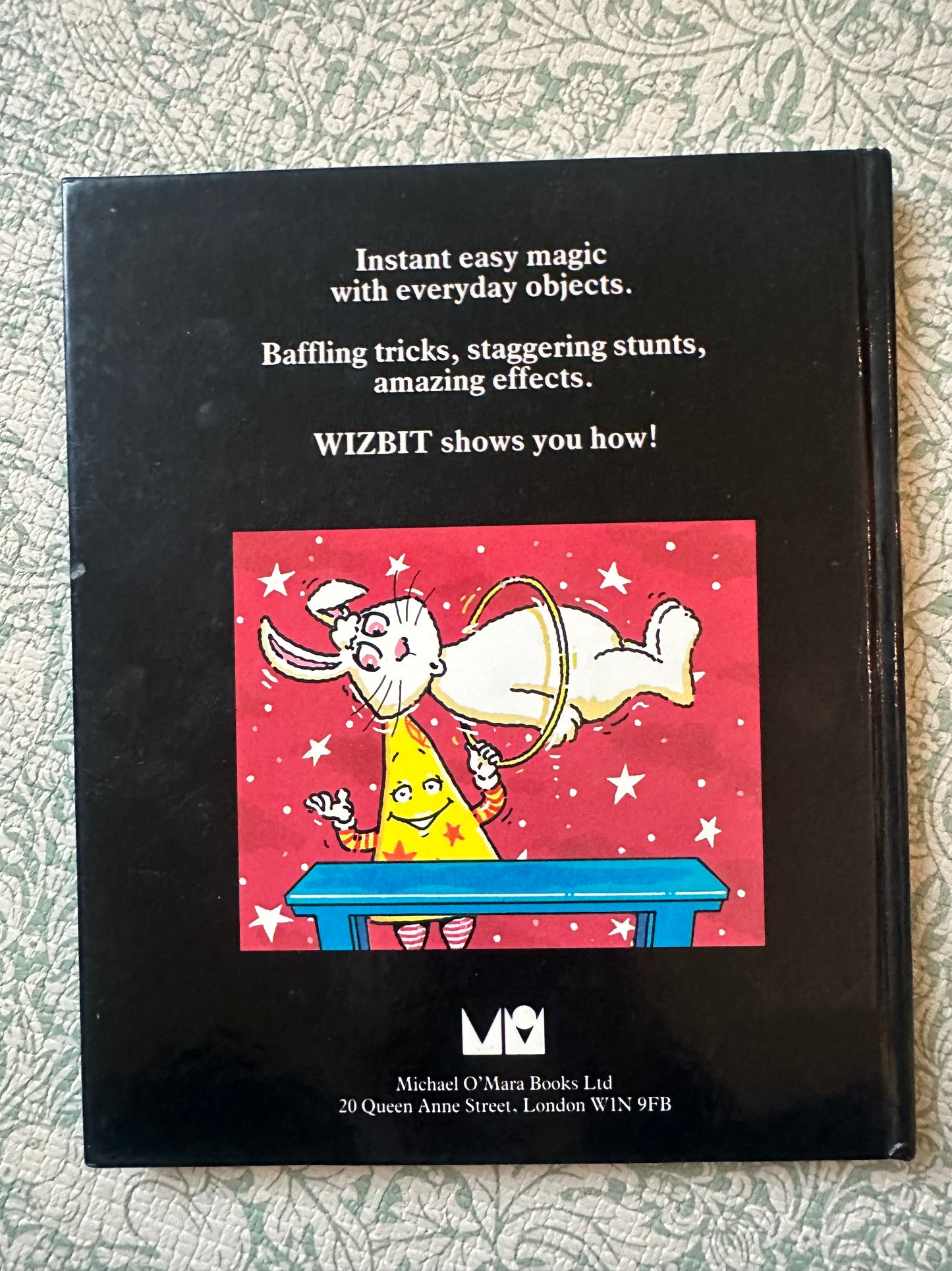 The Wizbit Instant Magic book
