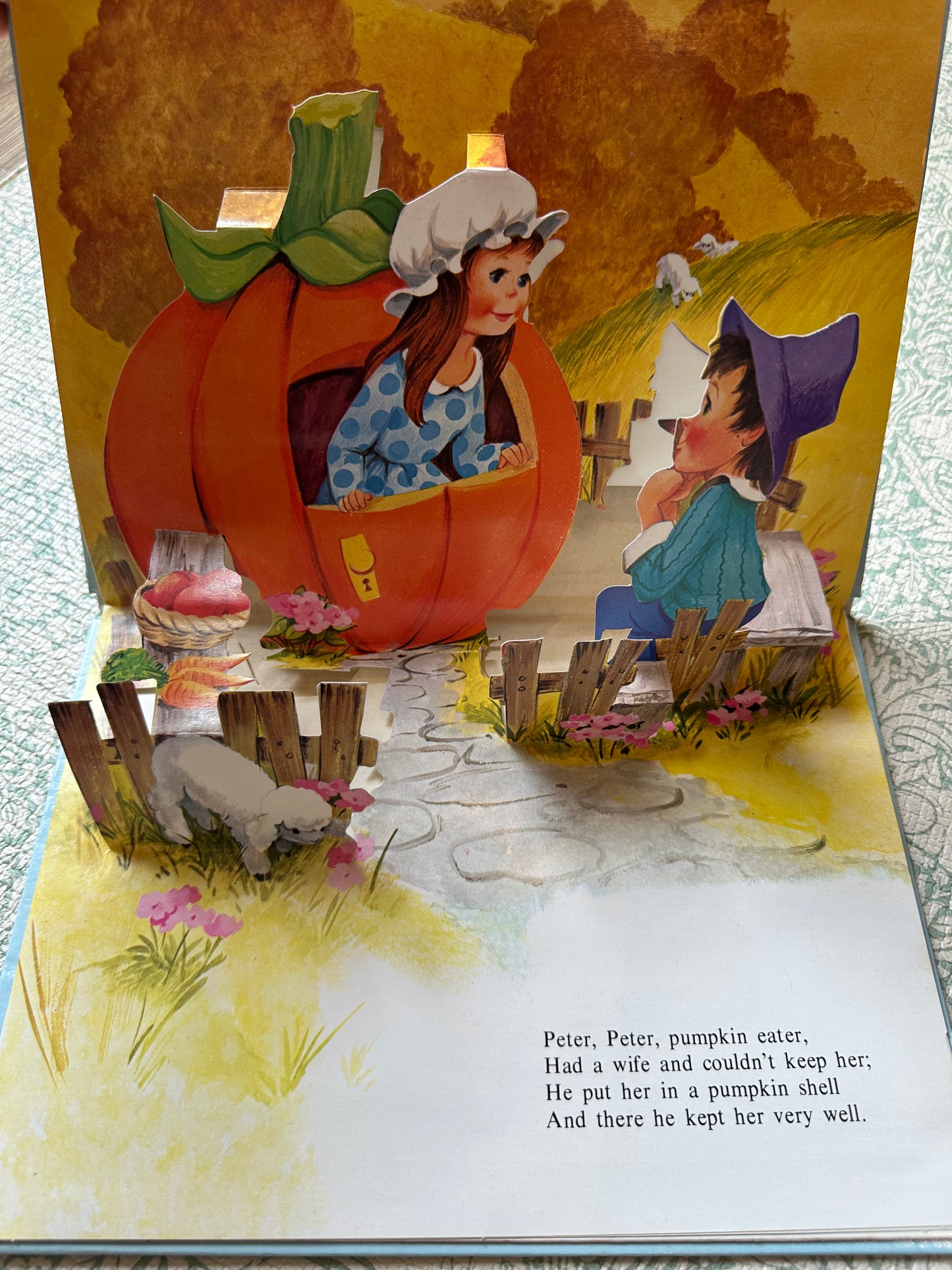 Vintage ‘Mother Goose’ pop up book