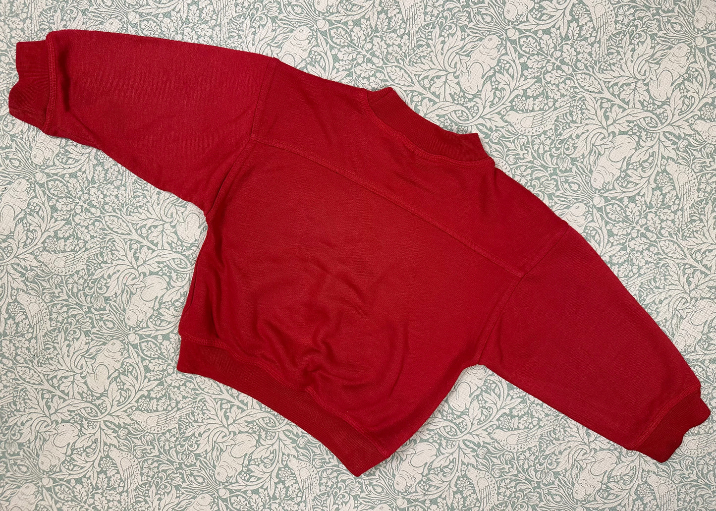 Vintage Reebok sweater 2 years