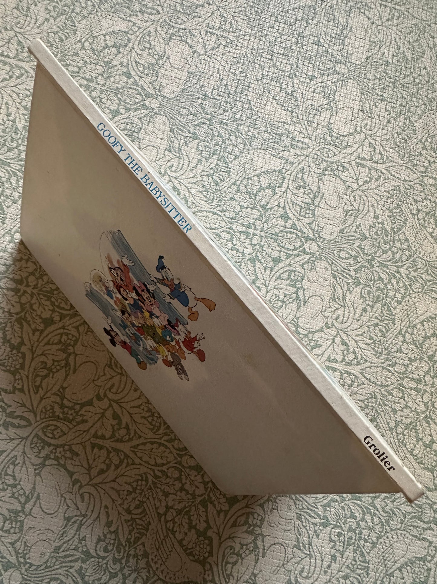 Goofy the Babysitter book