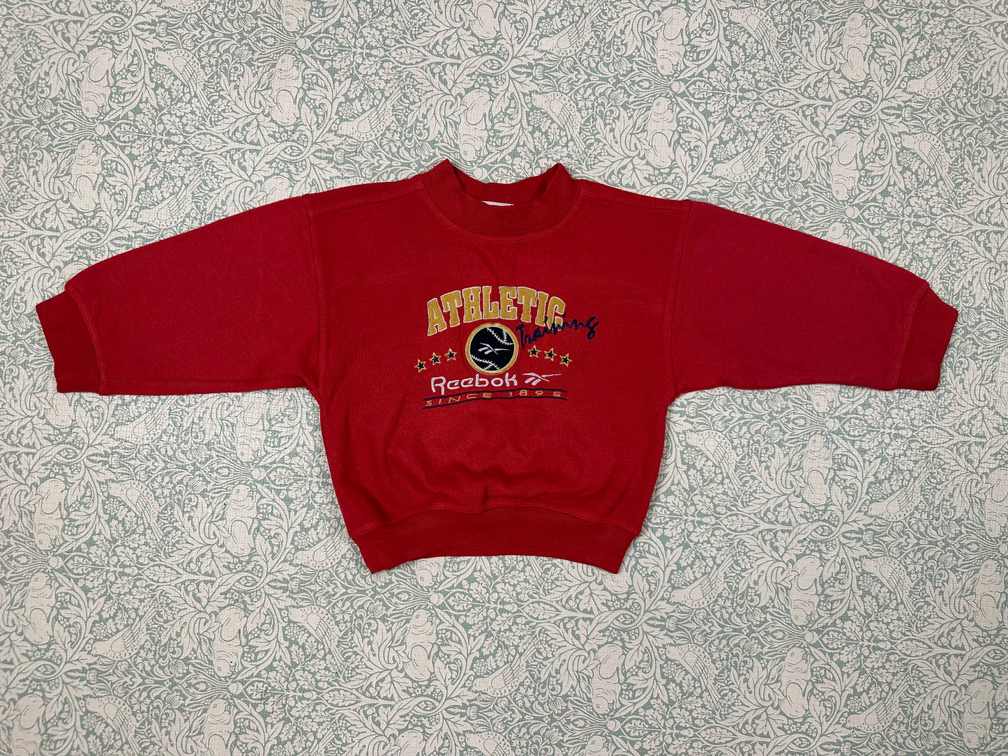 Vintage Reebok sweater 2 years