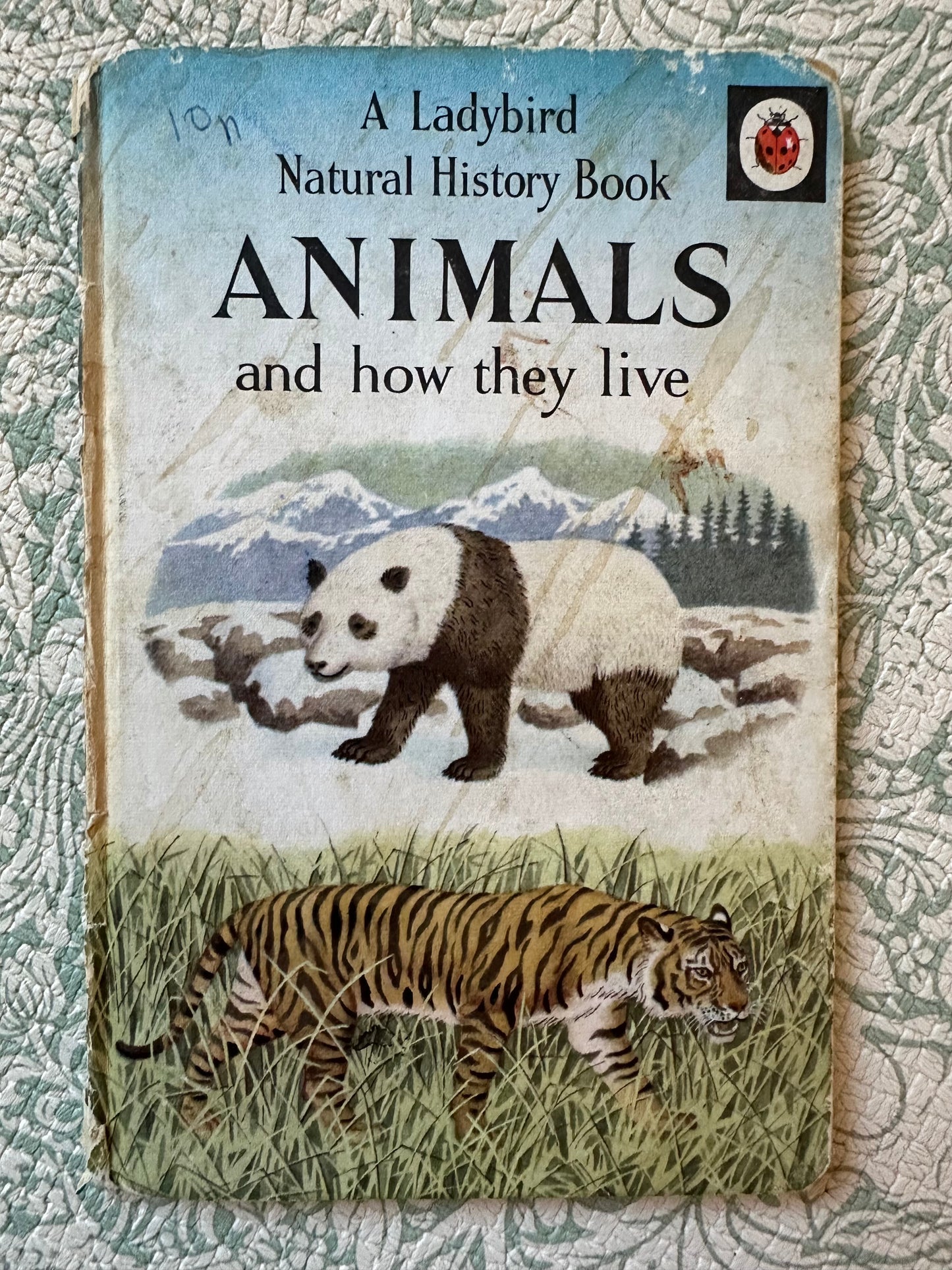 Vintage Ladybird ‘Animals’ book
