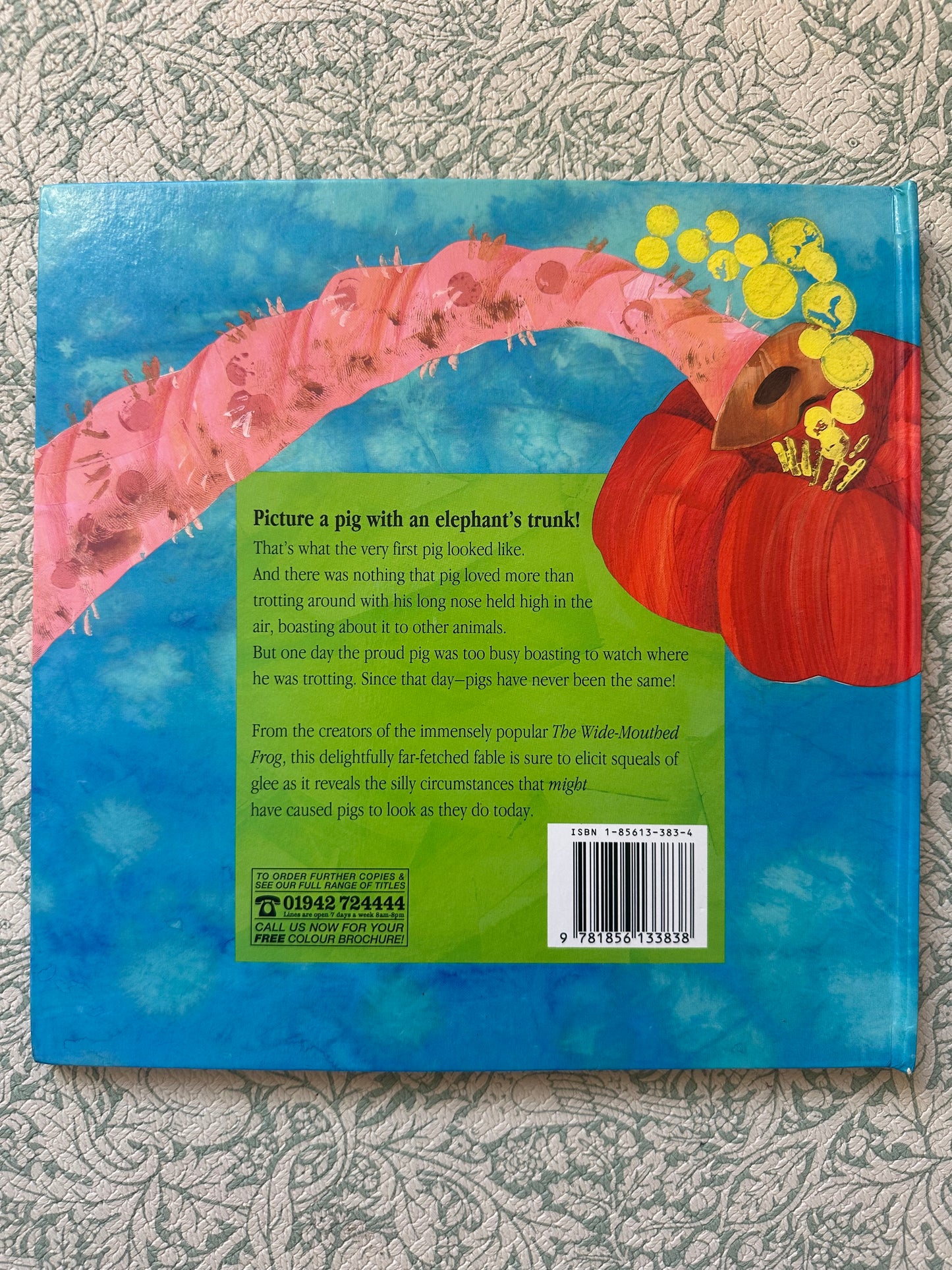 Vintage ‘The Long-Nosed Pig’ pop up book