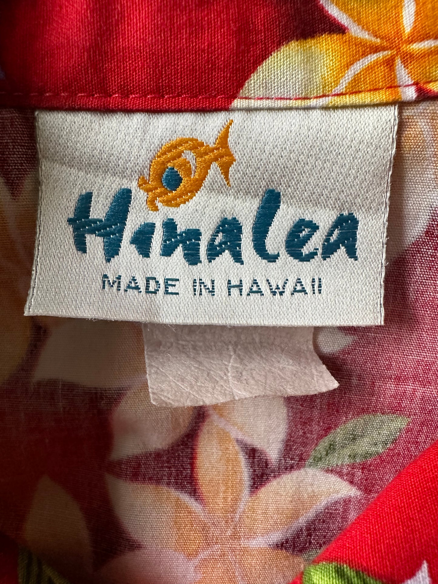 Vintage Hawaiian shirt 2 years
