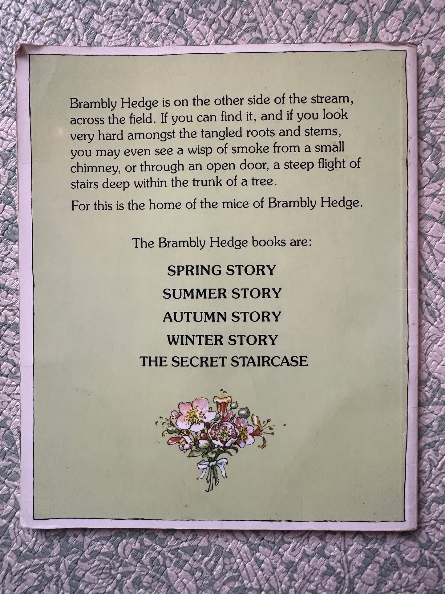 Brambly Hedge Summer Story book