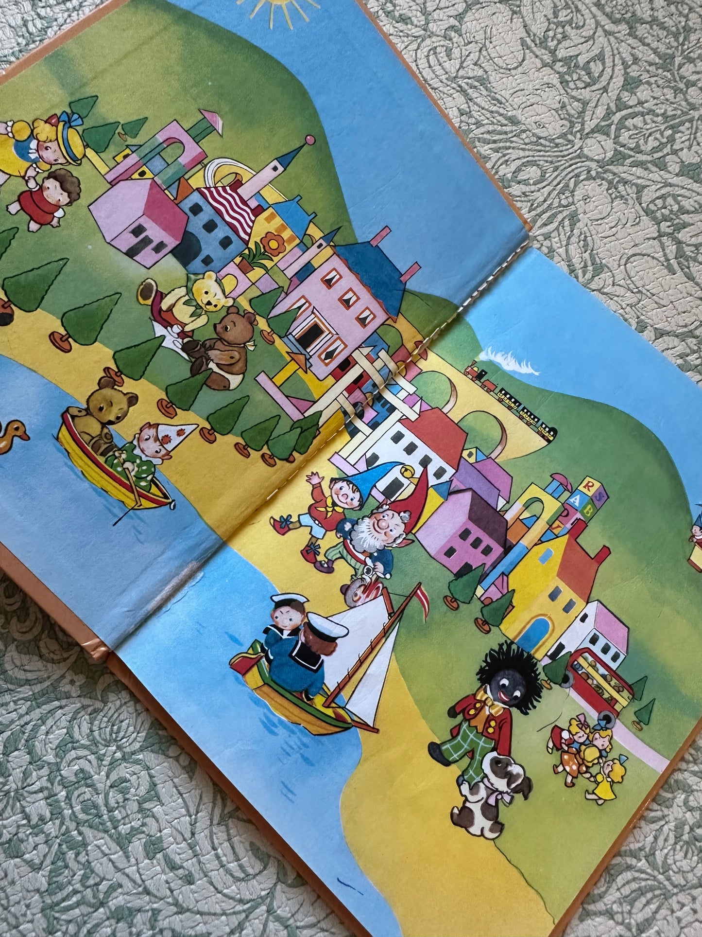 Vintage ‘Noddy and the Magic Rubber’ book