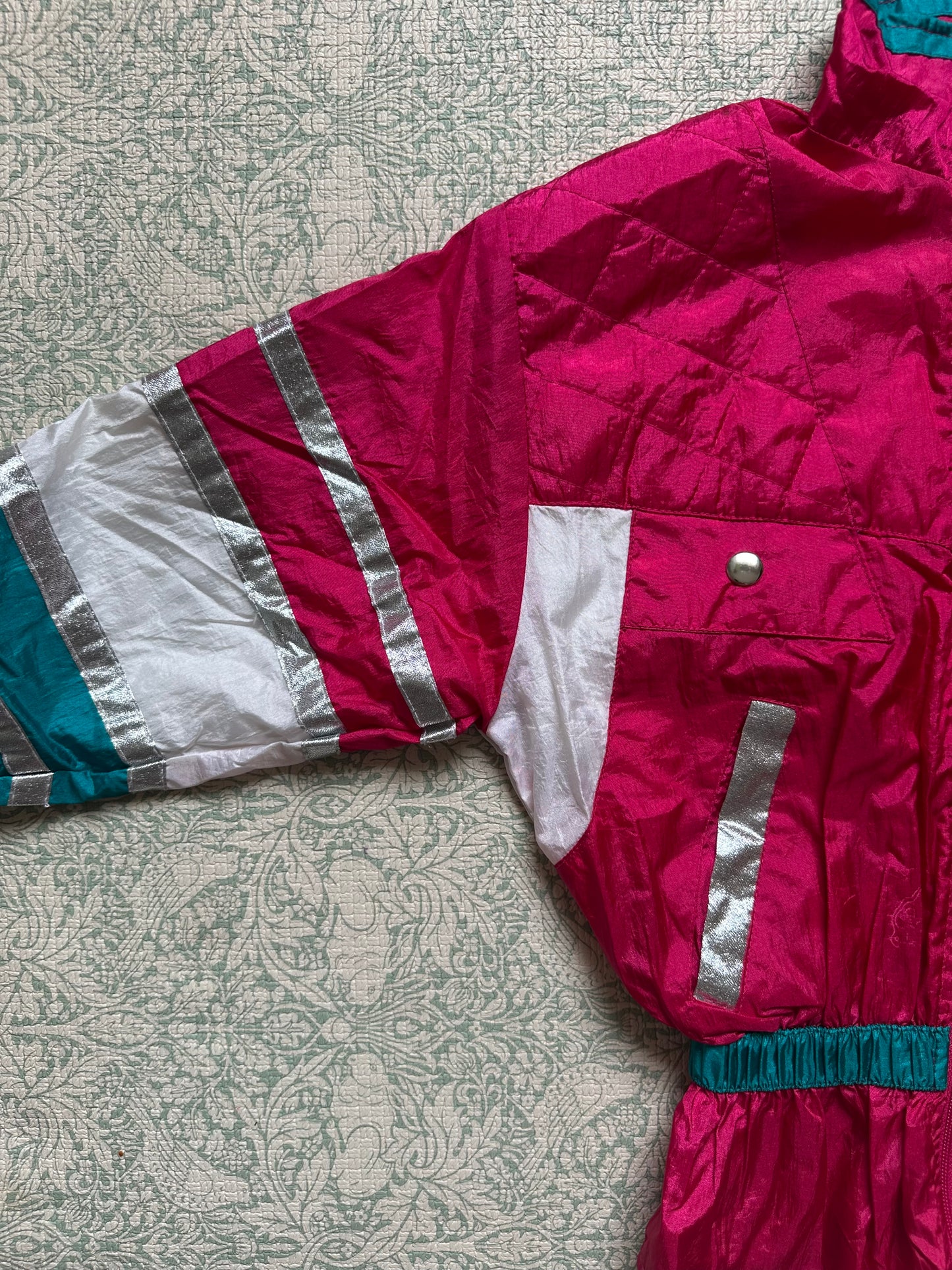 Vintage shell suit 7-8 years