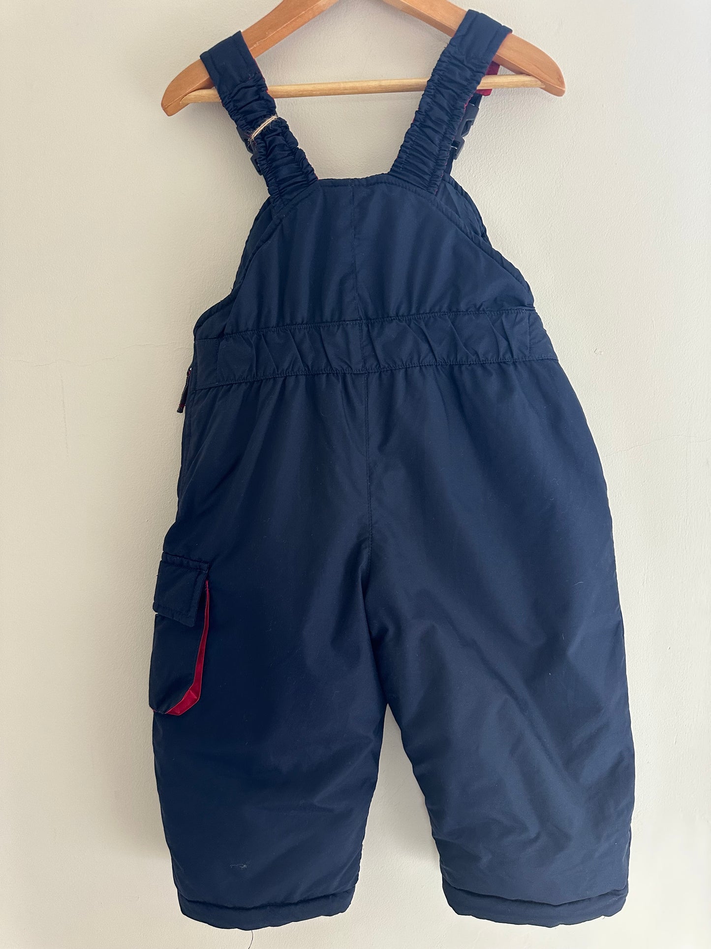 Oshkosh salopettes 24 months