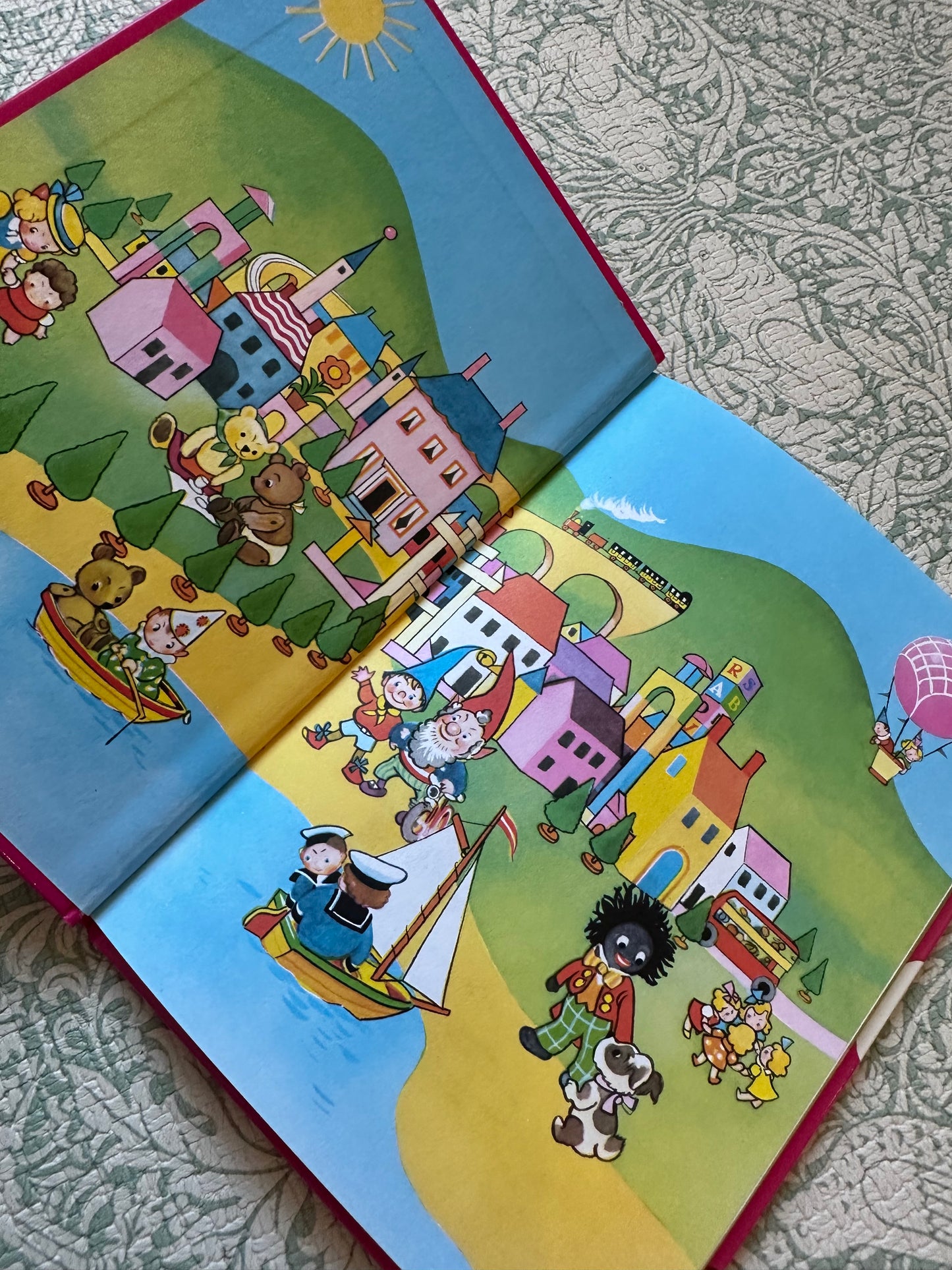Vintage ‘Noddy Has an Adventure’ book