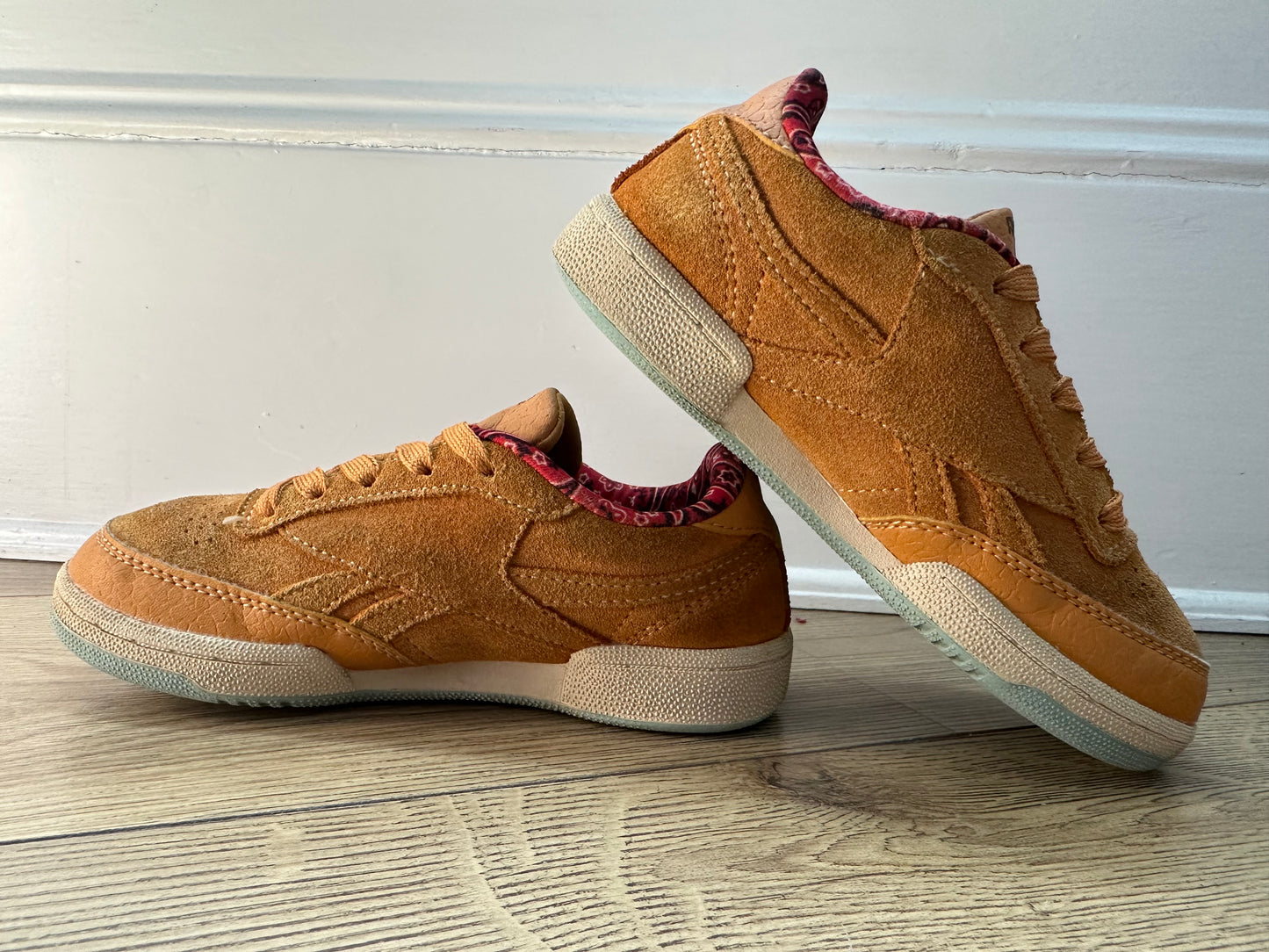 Reebok x Jurassic Park trainers UK 11 (kids)