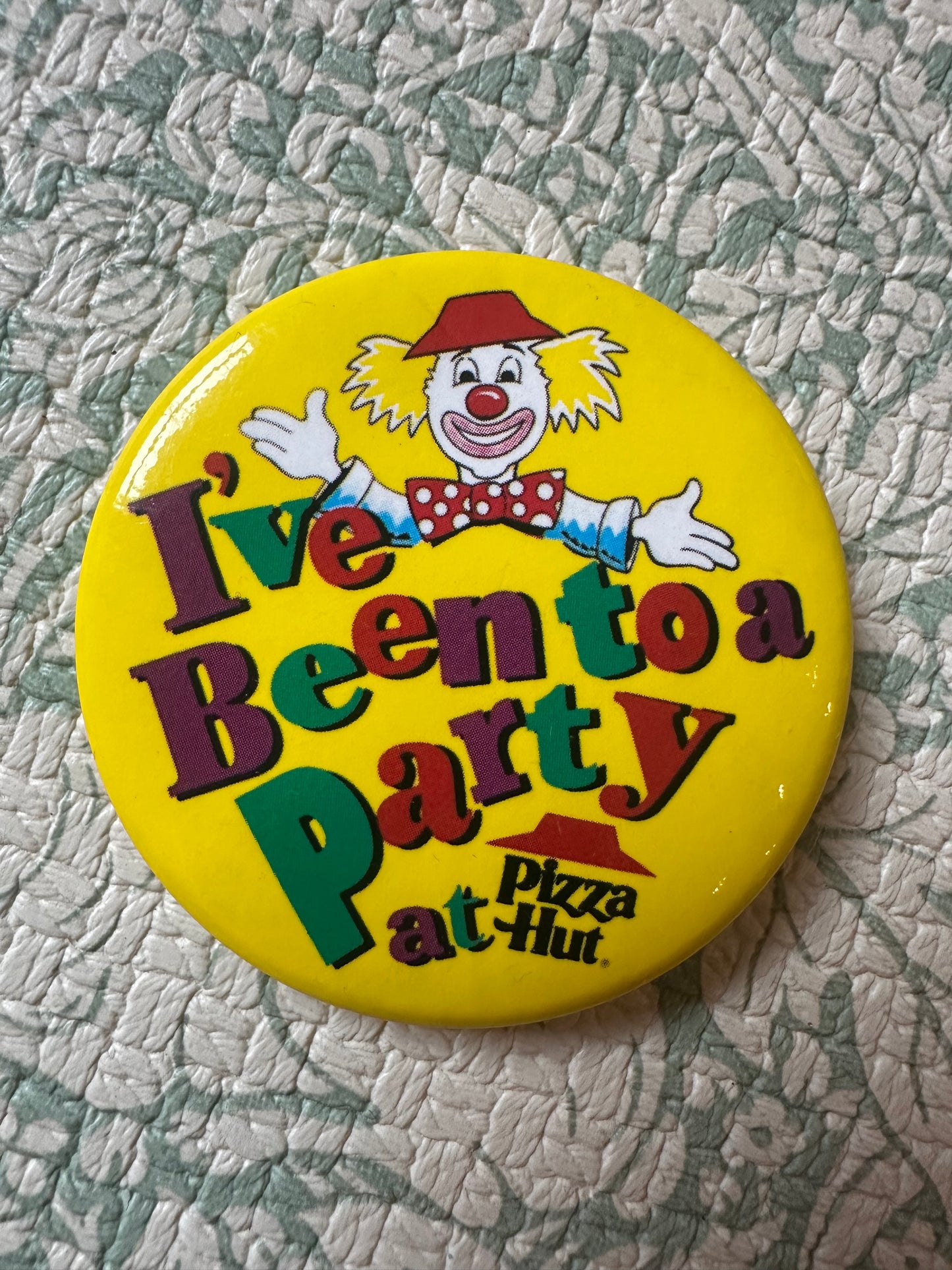 Pizza Hut badge