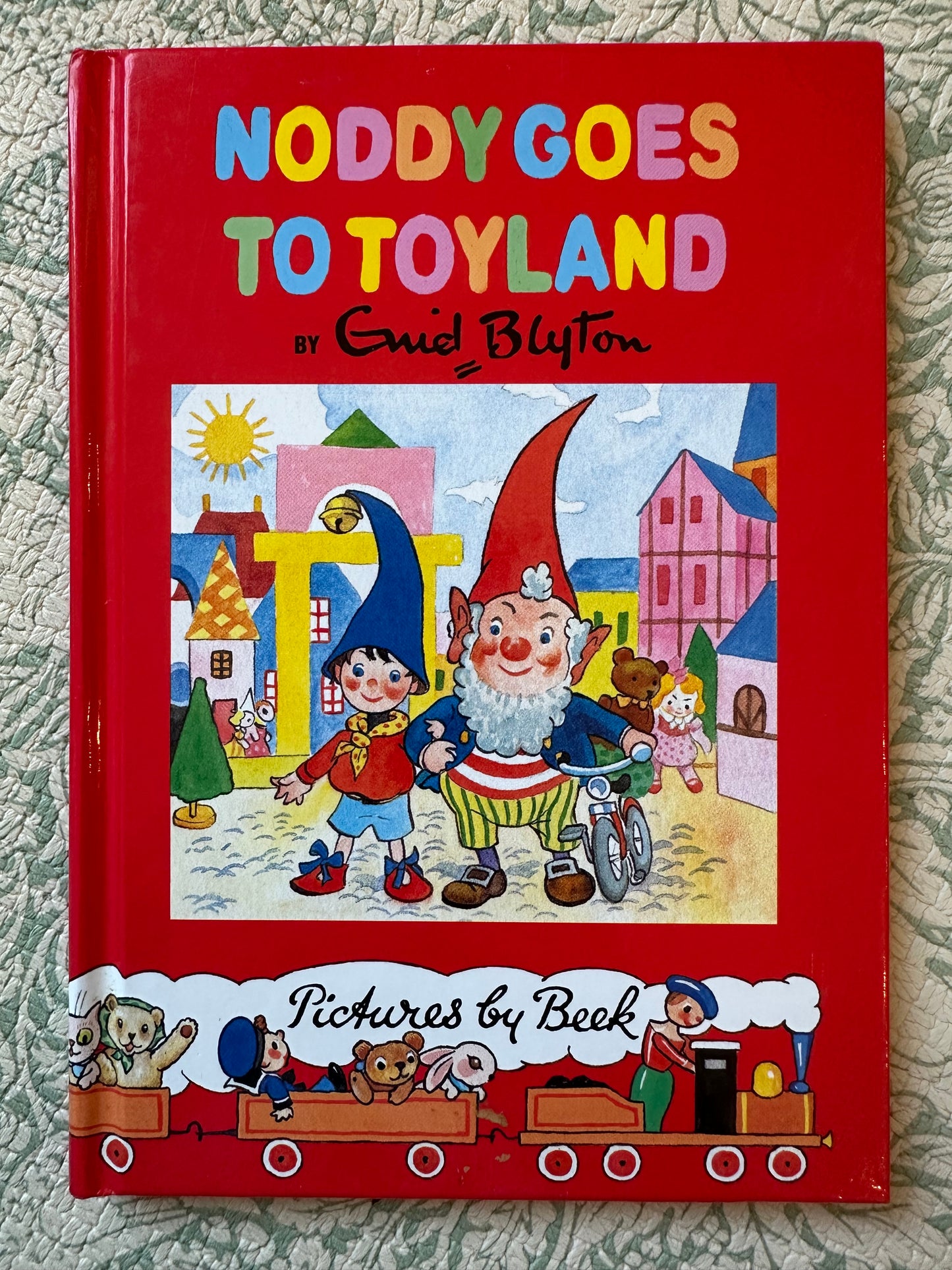 Vintage ‘Noody Goes to Toyland’ book