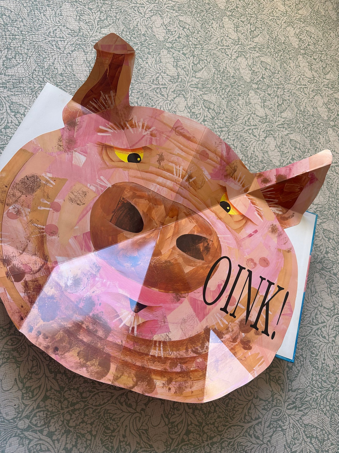 Vintage ‘The Long-Nosed Pig’ pop up book