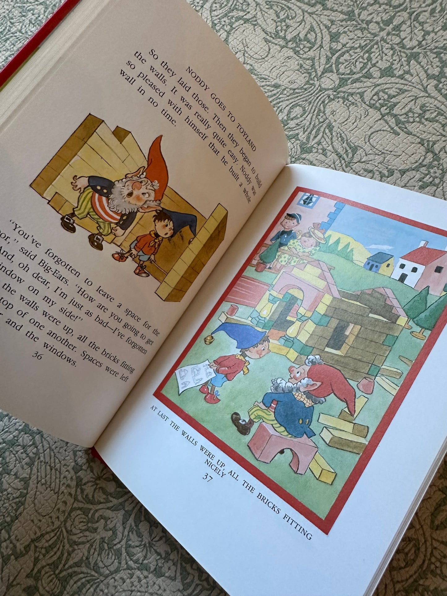 Vintage ‘Noody Goes to Toyland’ book