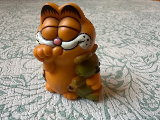 Vintage Garfield figure