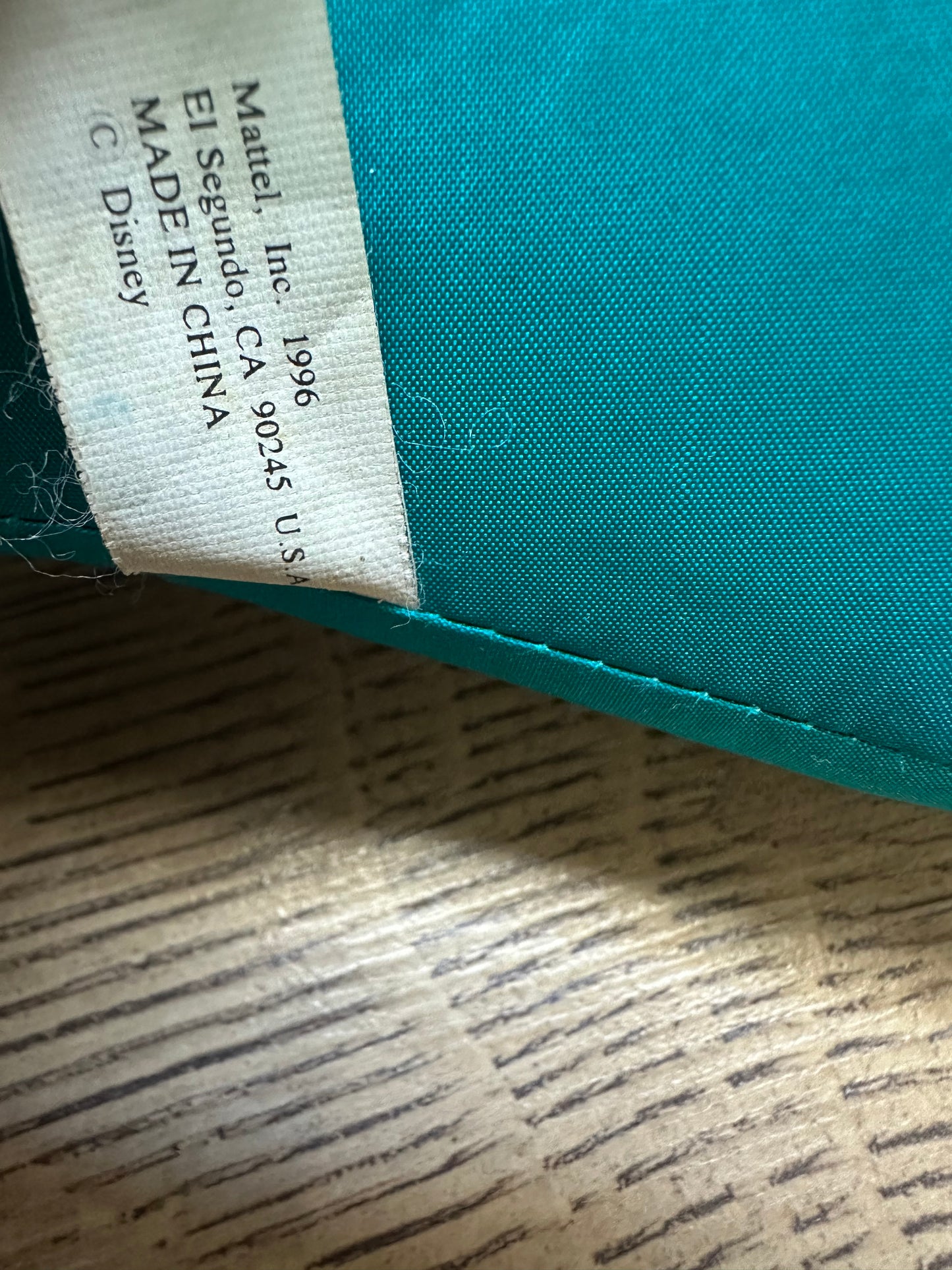 Vintage Winnie the Pooh pop up toy