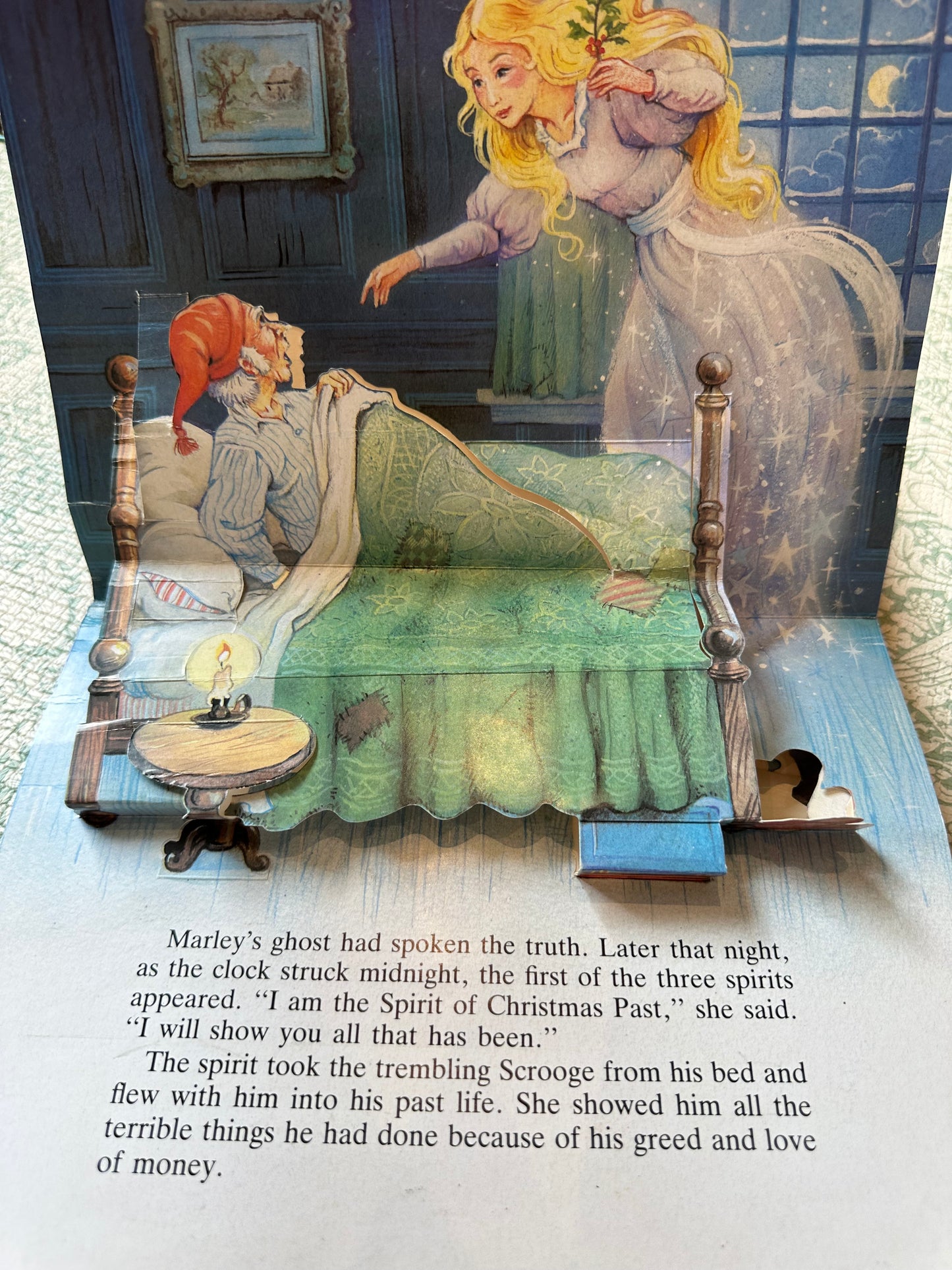 Vintage ‘A Christmas Carol’ pop up book
