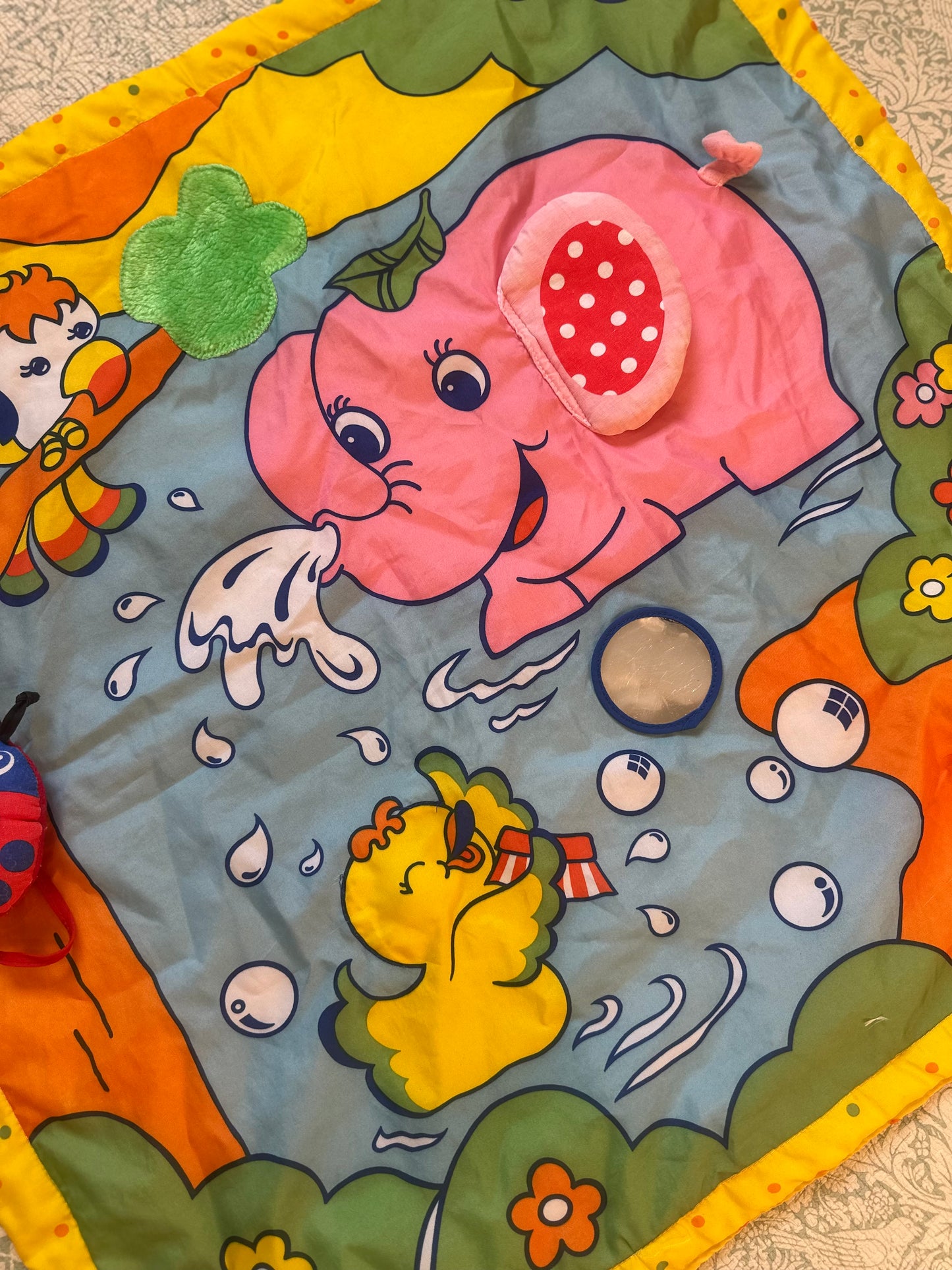 Vintage play mat